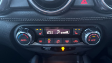 Nissan Juke 1.0 DiG-T 114 Tekna 5dr Petrol Hatchback